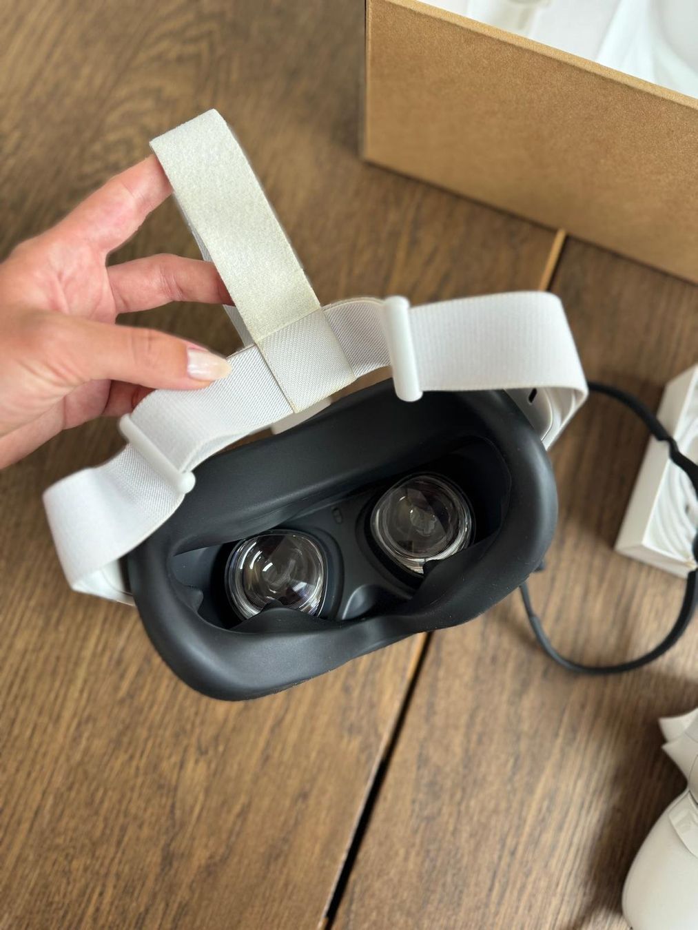 Meta Casco VR: Meta Quest 2, 256GB, VR Brille mit Controllern – Usato da Muttenz venduto da formel3000 1