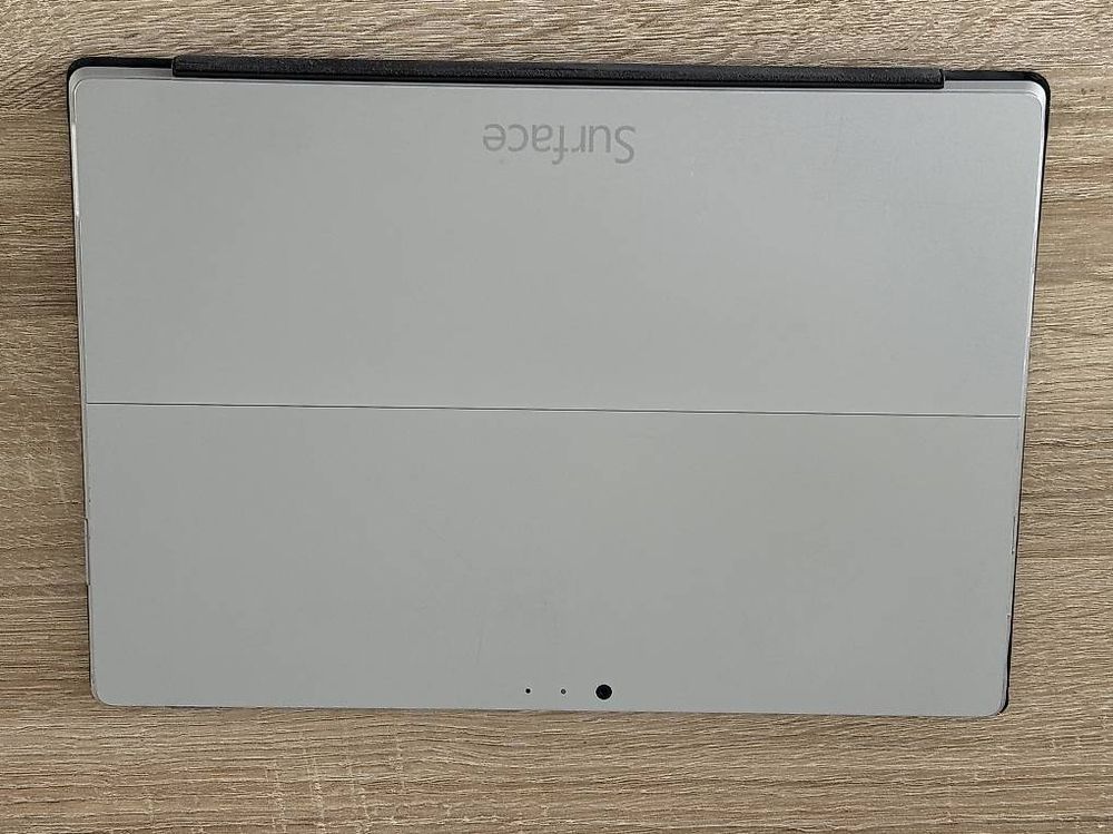 Microsoft Notebooks: Microsoft Surface Pro 4 i7 / 8GB RAM / 256GB SSD – Gebraucht aus Lungern von Laut_musik 2