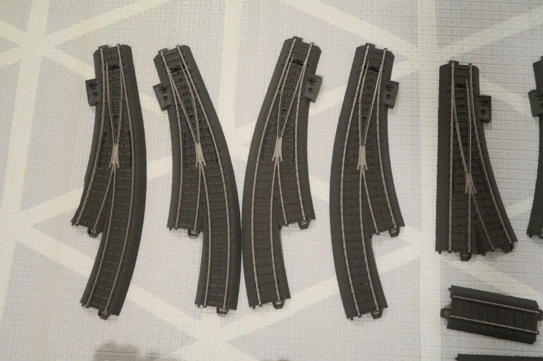 Märklin Modellini di ferrovie: Weichen und Gleise C-Gleis Märklin – Difettoso da Gravesano venduto da brontosauro 2