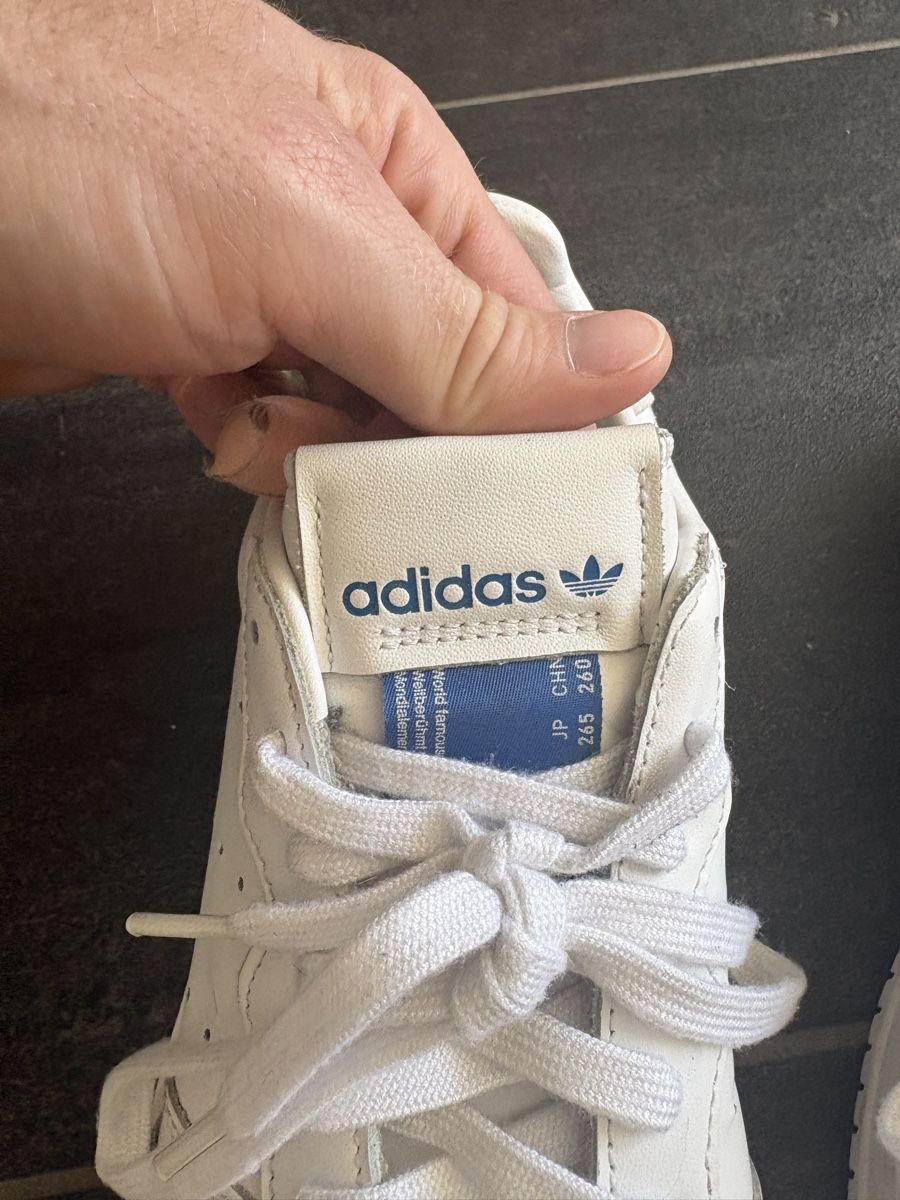 Adidas Scarpe da uomo: Adidas SC Premiere blanches, Taille 42, État Impeccable – Nuovo (secondo la descrizione) da Zürich venduto da eda_b878 1