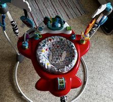 Baby Jumper / Activity Center - Wie neu & kaum benutzt!