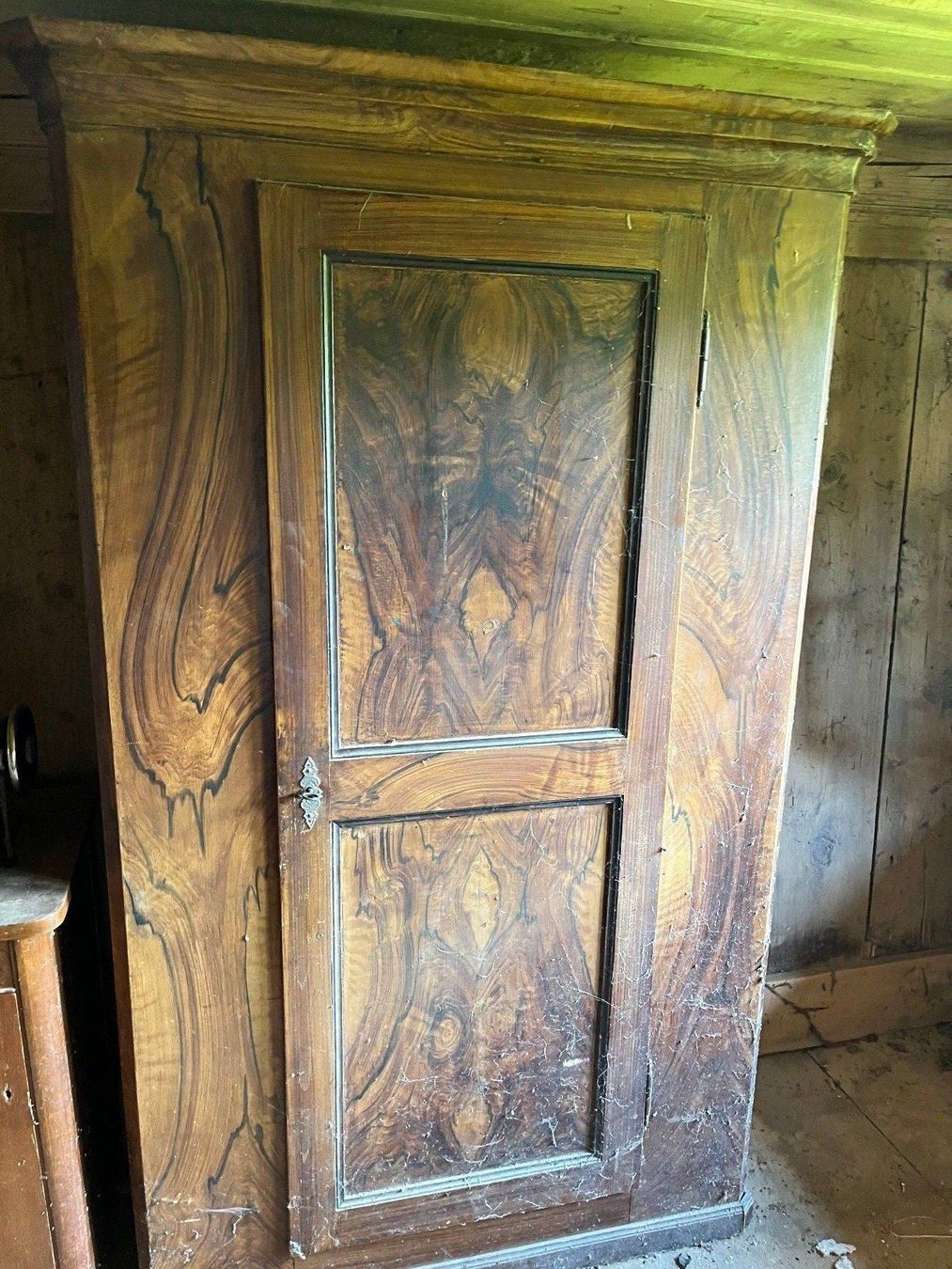 Schränke: Schrank antik – Gebraucht aus St.Ursen von Hagelhans1