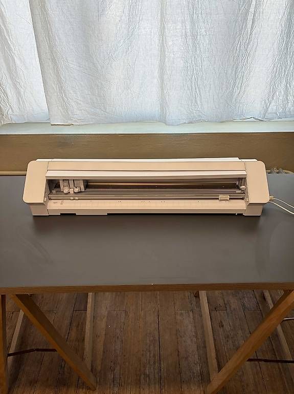 Stampanti: Silhouette Cameo 4 Pro – Usato da Basel venduto da rw2015 1