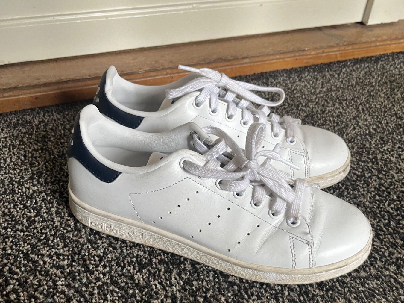 Adidas Chaussures hommes: Adidas Stan Smith Grösse 41 – D'occasion à Männedorf par karinbachmann