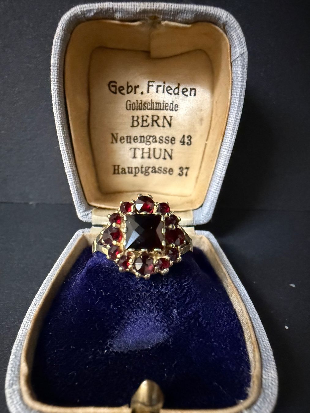 Anelli: Antiker Silber Ring mit Böhmische Granaten 900 – Usato da Spiegel b. Bern venduto da Rogger72 2