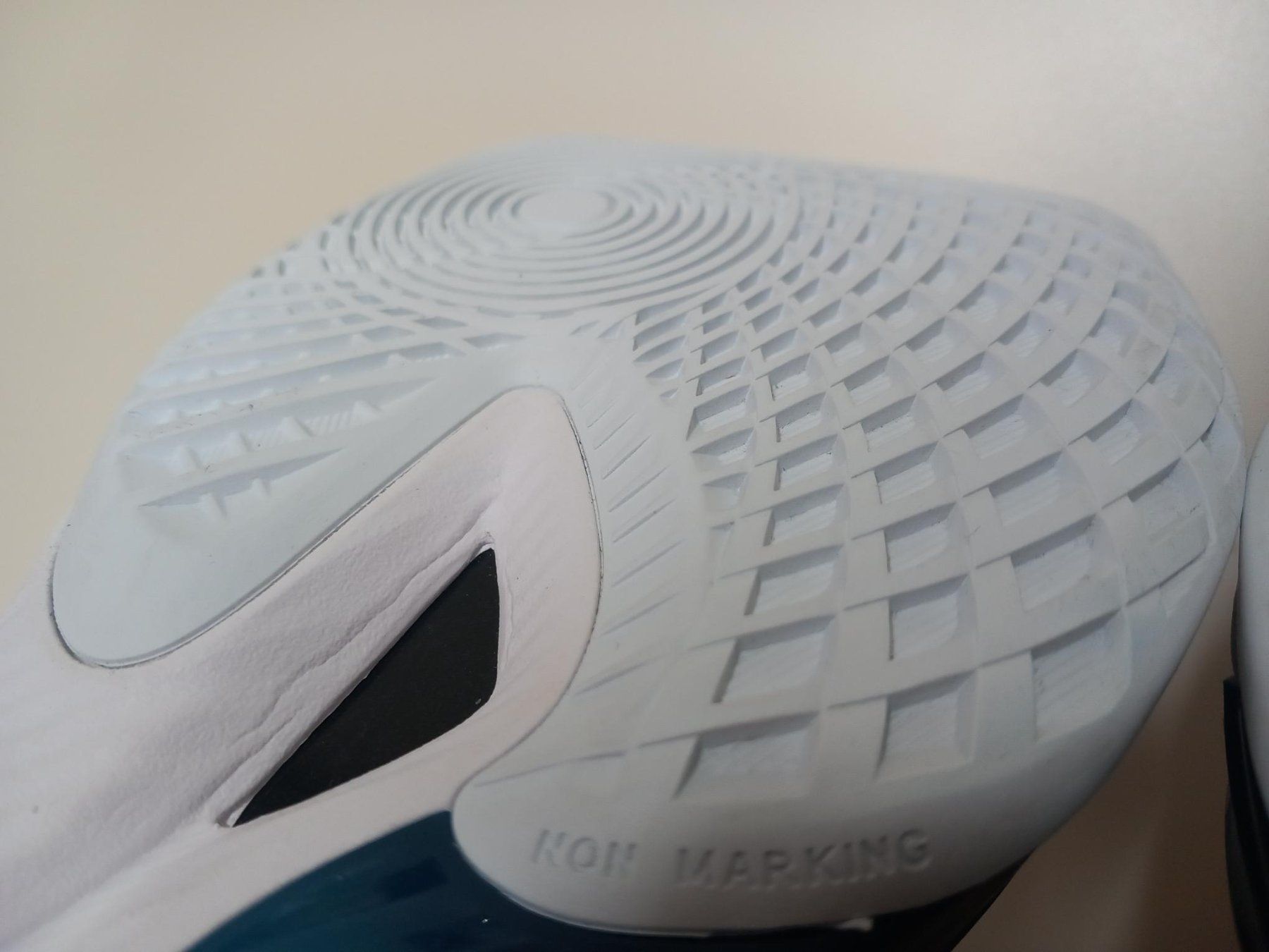 Scarpe da uomo: Asics Metarise 2 Volleyball Turnschuhe Grösse 43.5 – Usato da Luzern venduto da Noosi88 4