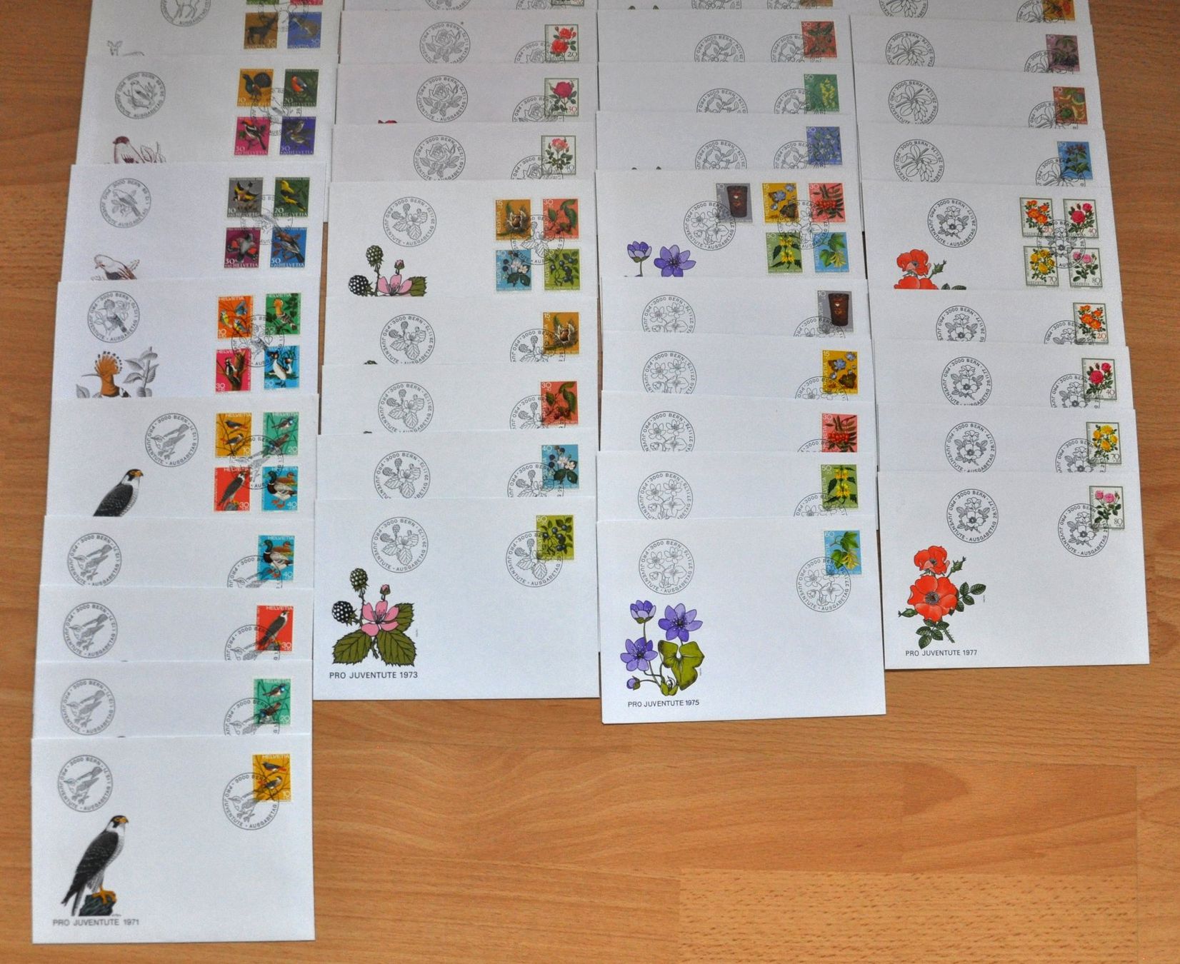 Tutti i francobolli: 41 FDC Pro Juventute 1966 - 1977 – Nuovo (secondo la descrizione) da Grabs venduto da Fadenquarz 2
