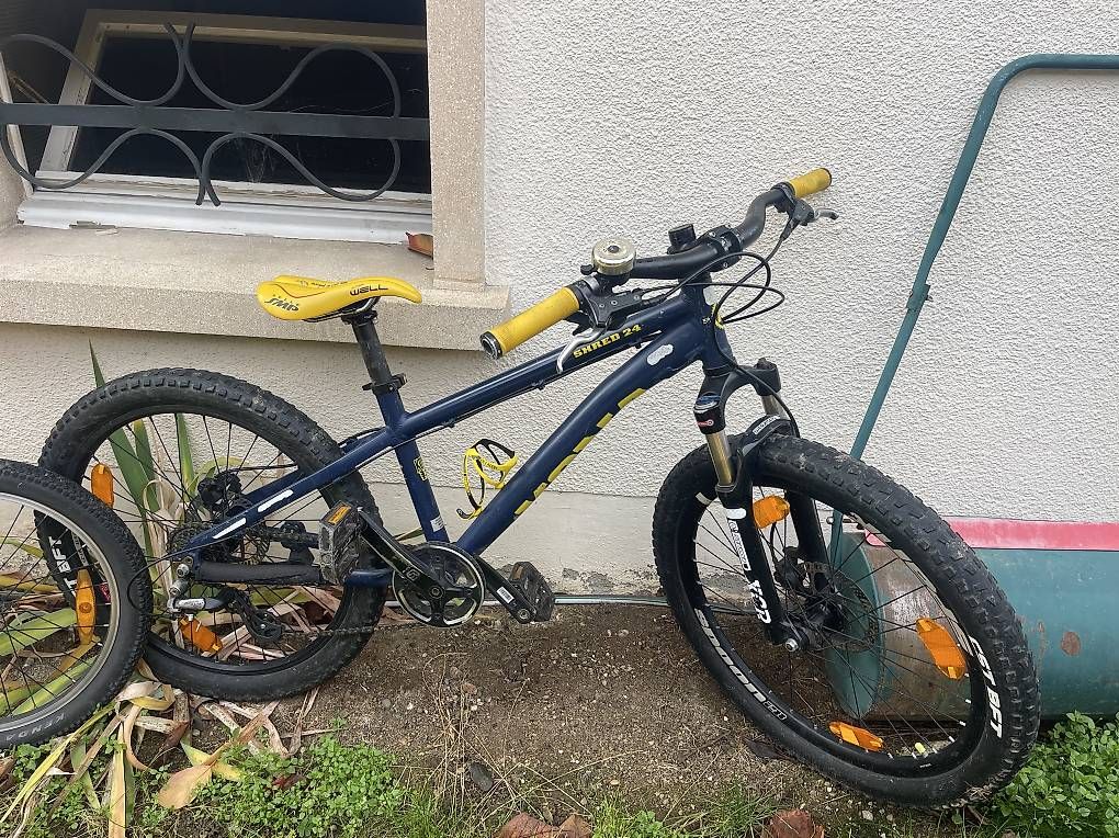 Velos: Vélo VTT KONA 24' – Gebraucht aus St-Sulpice VD von fkr_j6qd 1