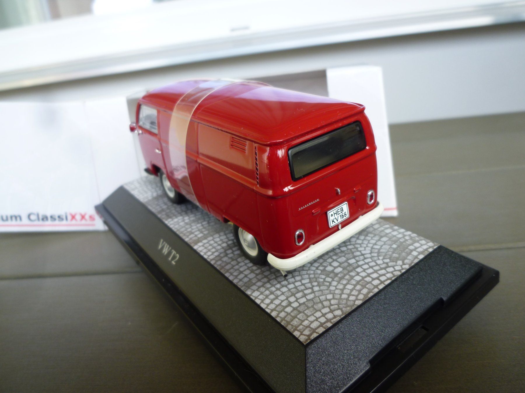 Volkswagen Modellini d'auto: VW T2 Kastenwagen – Nuovo e nell'imballaggio originale da Flawil venduto da Imperiosud 3