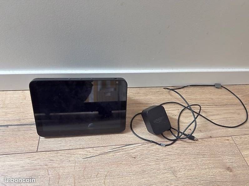 Haut-parleurs: Amazon Echo Show (1ere generation) – D'occasion à Frinvillier par kev_qmn6