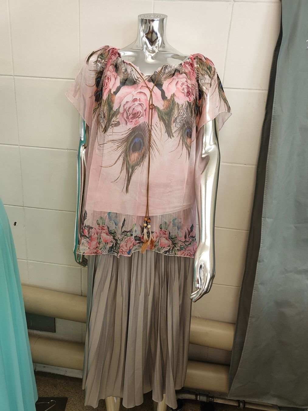 Blusen: Damen Bluse GR 42 – Gebraucht aus Langnau am Albis von Judithsebi