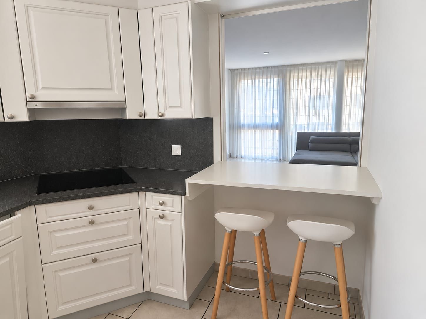 V-Zug Cucine complete: Cuisine toute équipée à vendre  – Usato da Biel/Bienne venduto da vin_v979 1