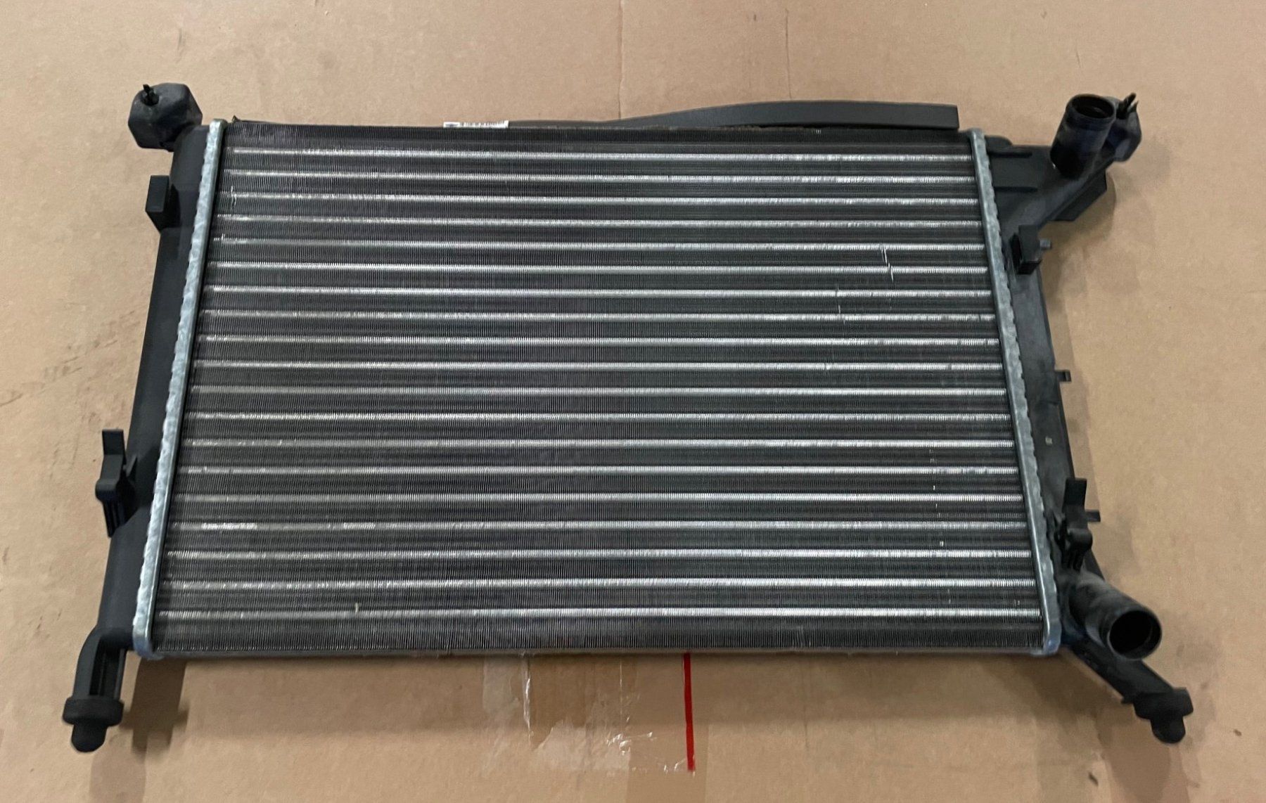 Mini Tutti pezzi di ricambio auto: Mini Cooper Radiateur – Nuovo (secondo la descrizione) da Satigny venduto da rfo59 3