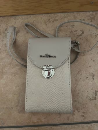Kleine beige Umhängetasche / Handytasche – fast nie getragen