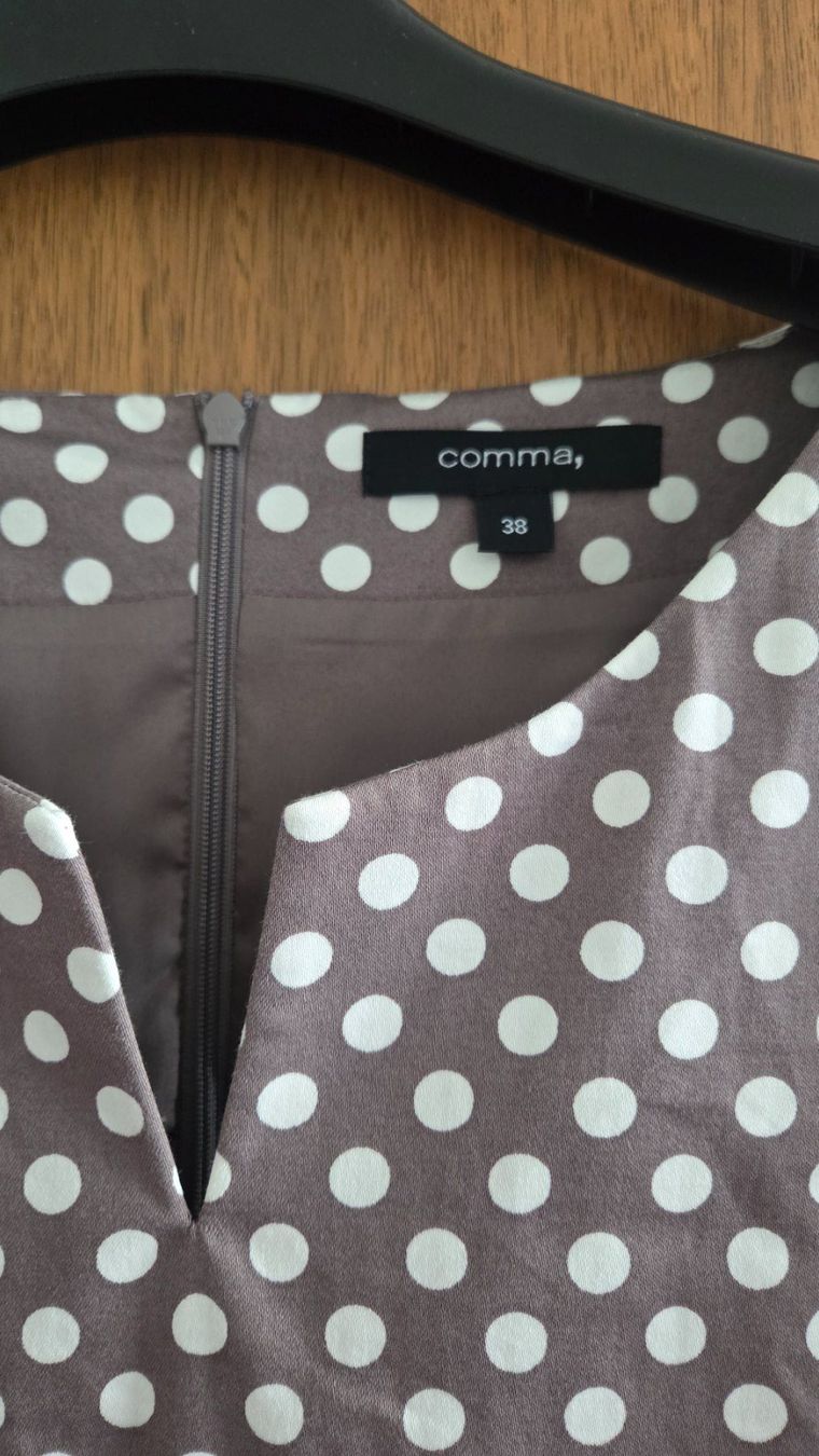 Comma Kleider: Kleid Comma – Gebraucht aus Nürensdorf von Aw18 3