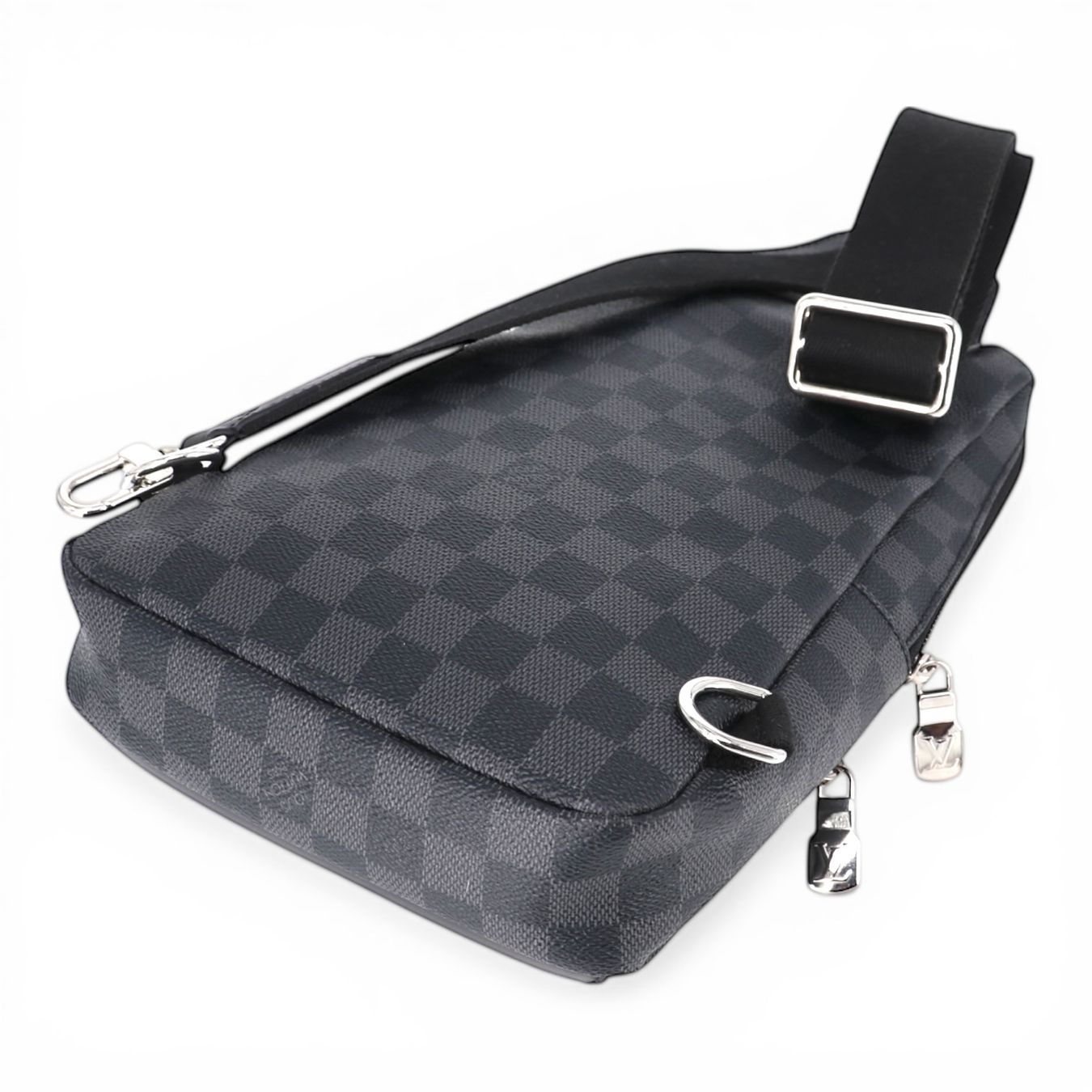 Louis Vuitton Borse: Louis Vuitton Avenue Sling Damier graphite – Usato da Binningen venduto da Designerlabels 7