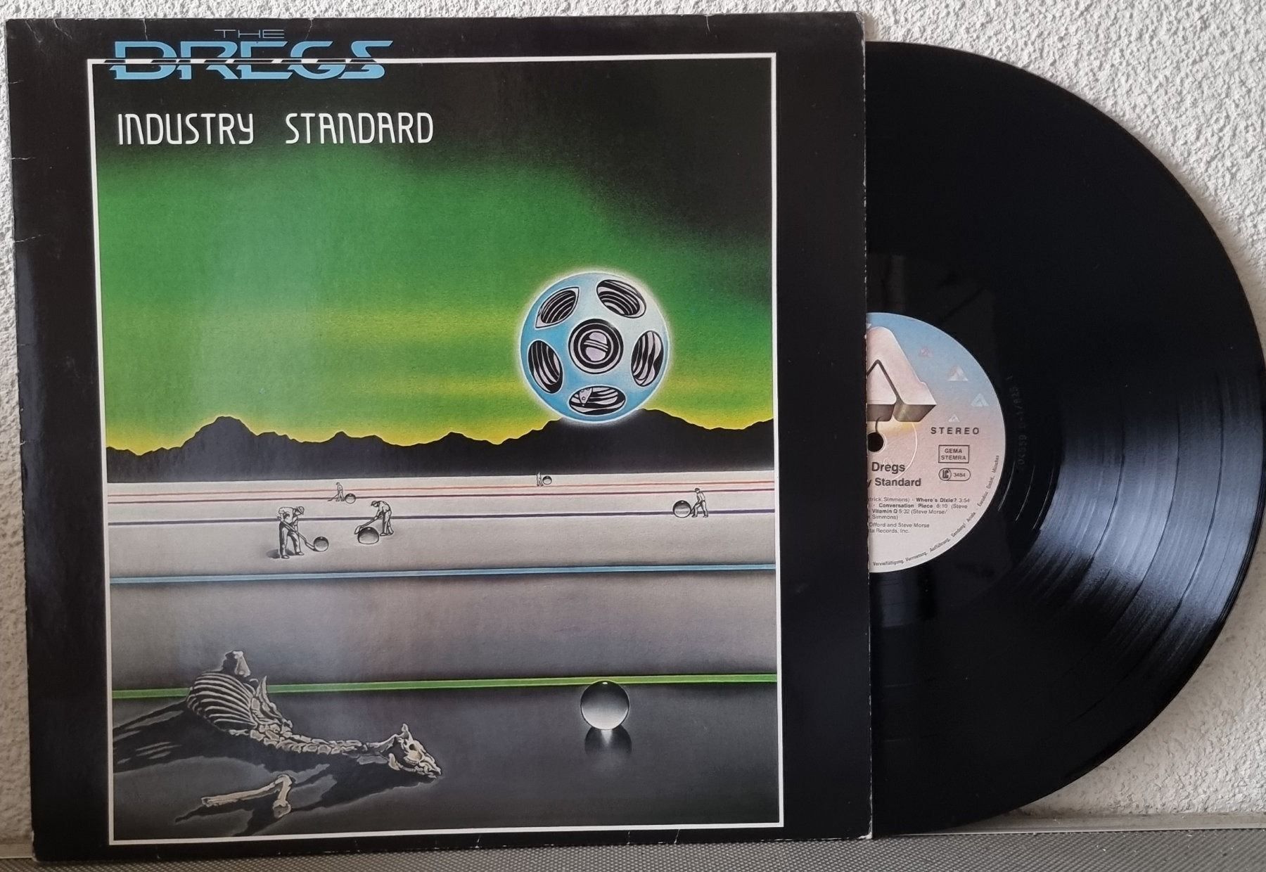 Dischi in vinile: THE DREGS - INDUSTRY STANDARD – Usato da Greifensee venduto da scharmant