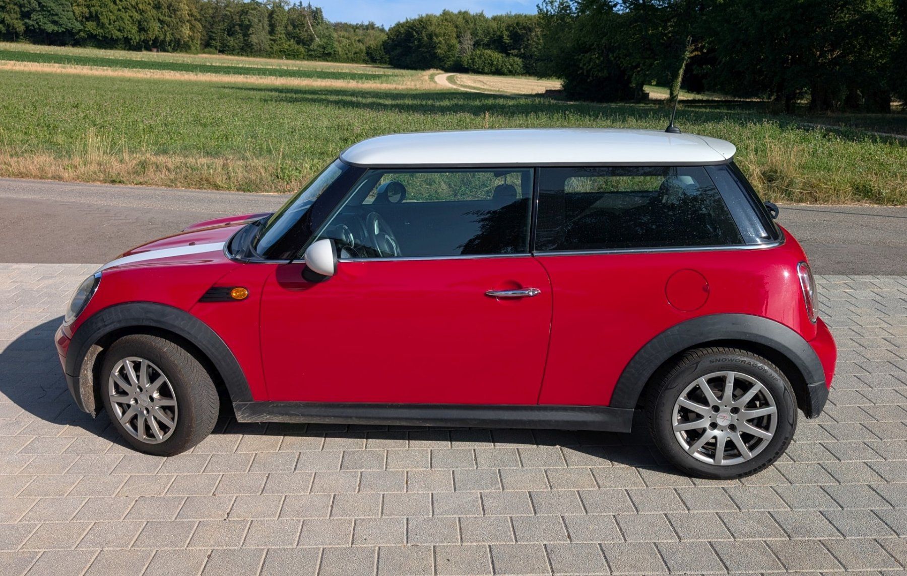 Mini Automobili: Mini Cooper R56 rot/weiss – Difettoso da Gebenstorf venduto da Mupege 1
