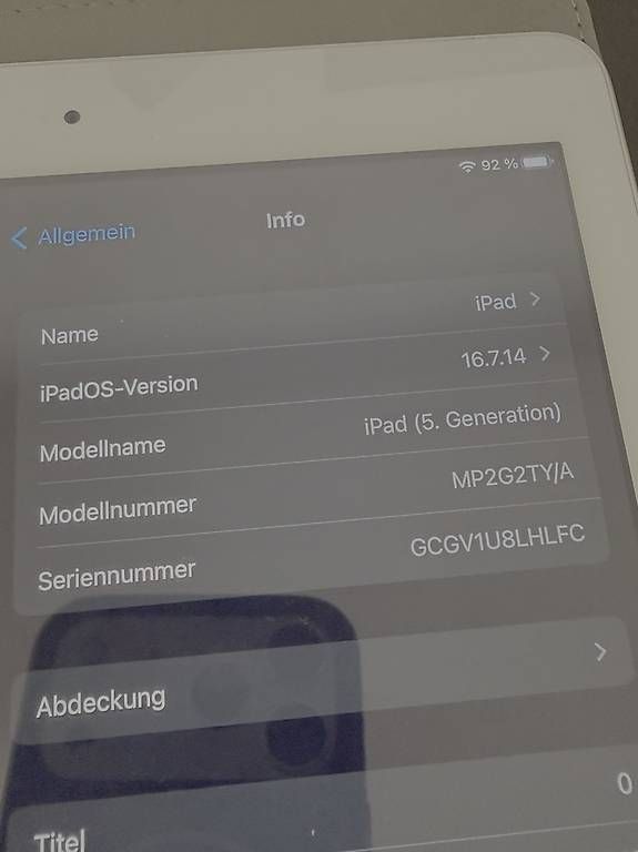 Apple Tablet PC: Ipad (5. Generation) - 9.7" – Usato da Luzern venduto da gvard 1