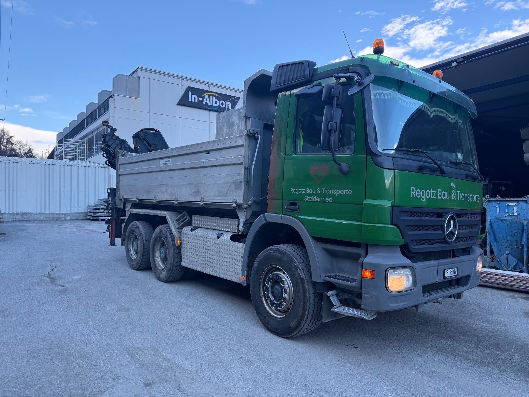 Mercedes-Benz Autocarri: Mercedes Actros 2646 mit Kran – Usato da Stalden VS venduto da kevi93 2