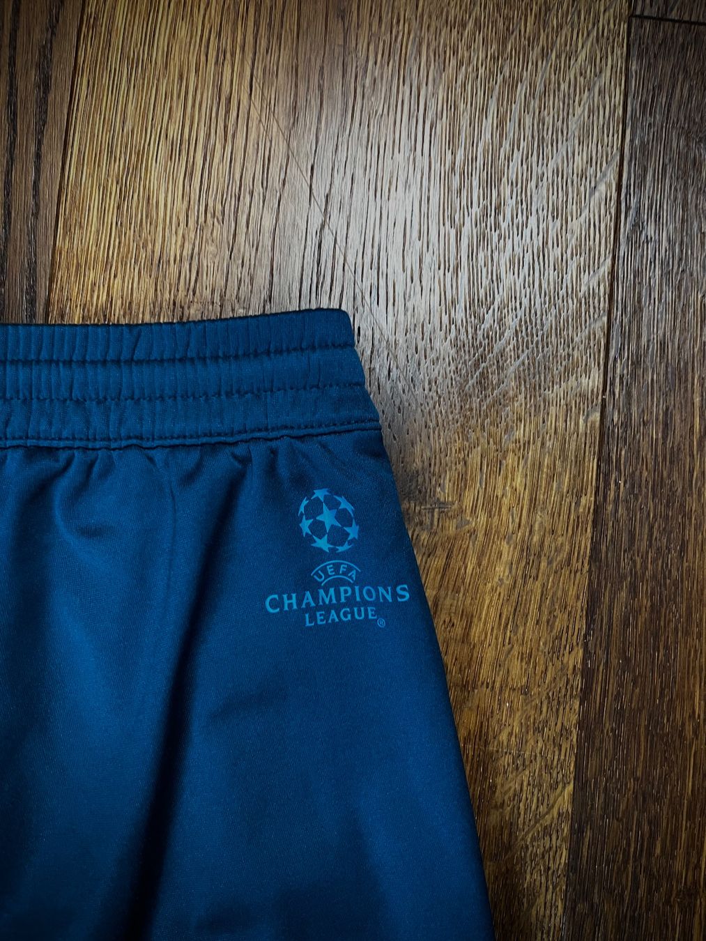 Adidas Pantaloni: Real Madrid Jogging Hosen – Usato da Lindau venduto da KT_Vintage 4