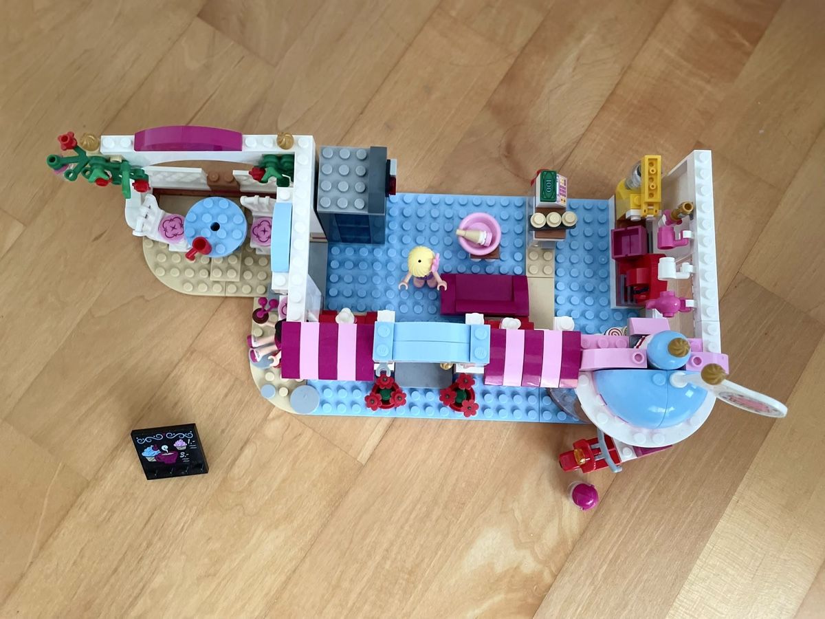 Jouets: Lego Friends Cupcake Café – D'occasion à Busswil TG par Roshop 1