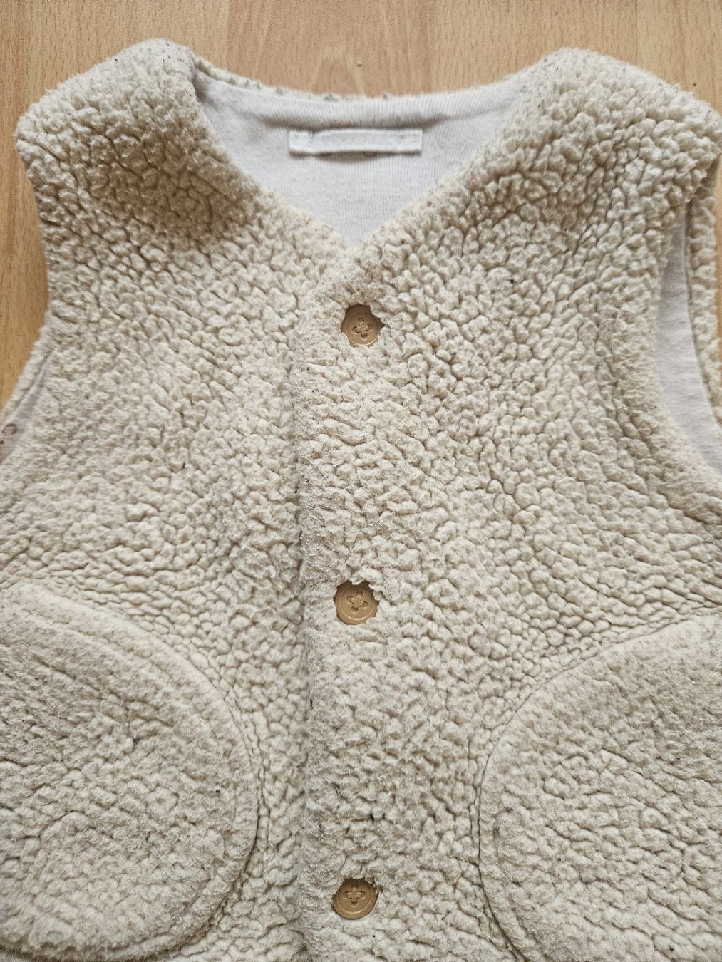 Uniqlo Altro abbigliamento: Teddy Weste Gr. 68/74 – Usato da Zürich venduto da Kris8050 3