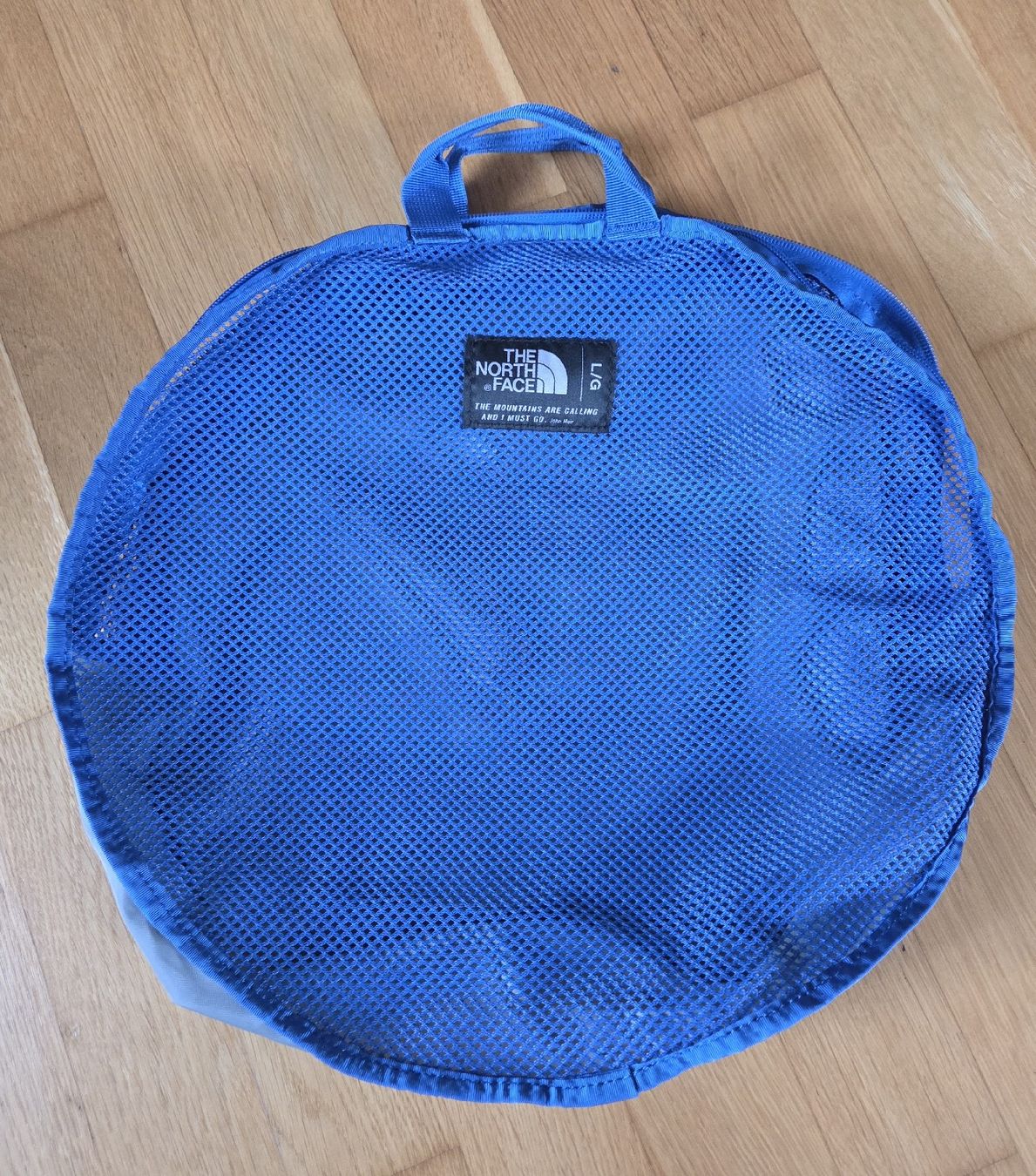 North Face Sacs: The North Face Base Camp Duffel L blau – D'occasion à Regensdorf par con_t8gk 4