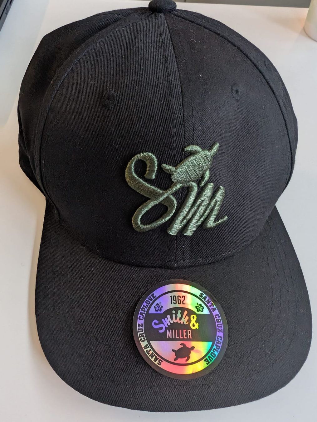 Sonstige Kleidung & Accessoires: Ein Cap von Smith & Miller – Neu (gemäss Beschreibung) aus Zweisimmen von Mousie