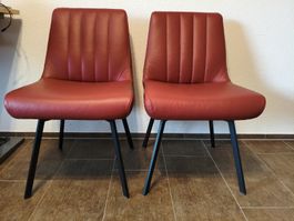 2x Moderne Stühle, Rotleder, Metallfüsse, Top Zustand!