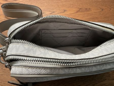 Michael Kors Tasche, weiss, neuwertig, ideal für Sommer!