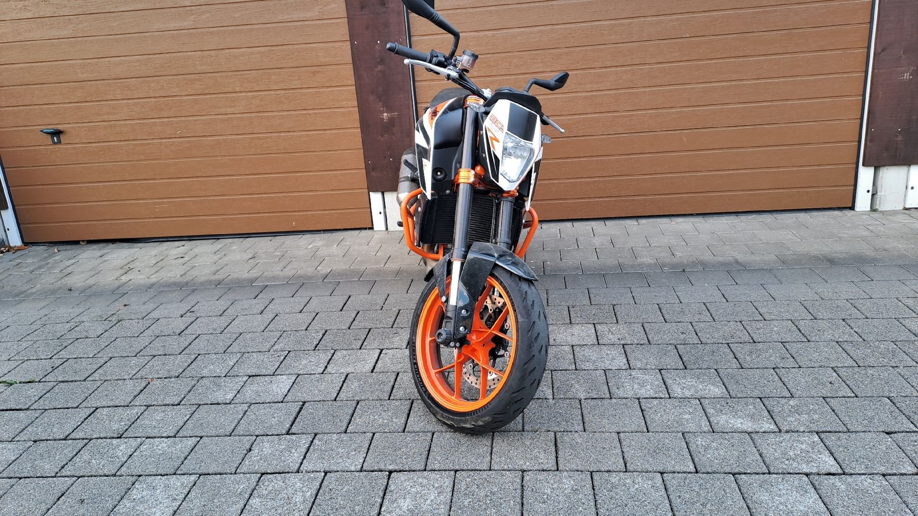 KTM Strada: KTM 690 Duke R – Usato da Auw venduto da san_gc9w 1