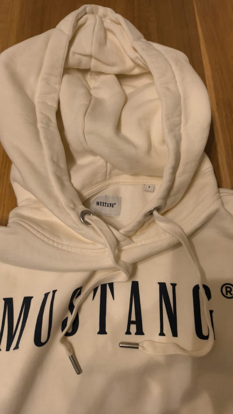 Maglioni & Felpe: Pullover Mustang in gutem Zustand  – Nuovo (secondo la descrizione) da Adliswil venduto da Romanista1927 1