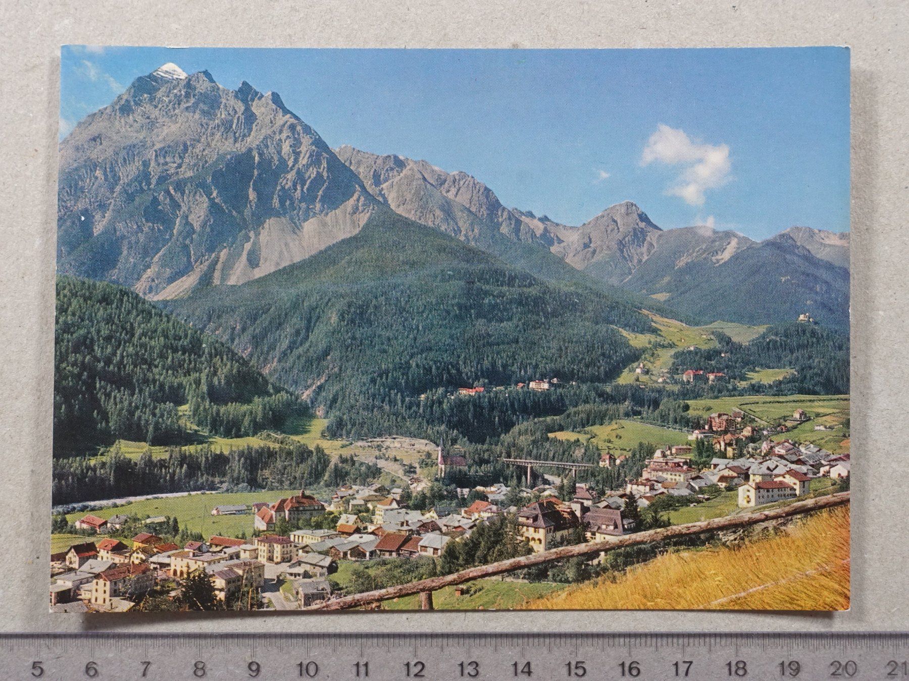 Cartoline postali: Scuol Tarasp Vulpera – Usato da Lenzburg venduto da fh1