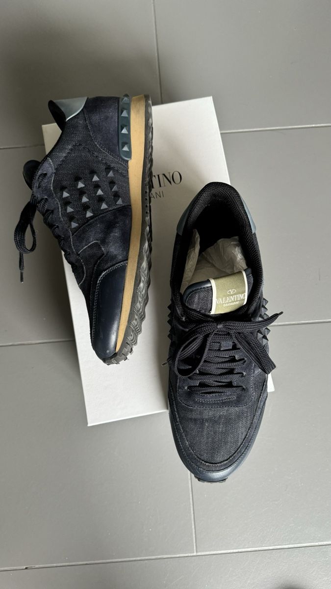 Valentino Scarpe da uomo: Sneakers Valentino – Nuovo (secondo la descrizione) da Nyon venduto da Swiss.quality