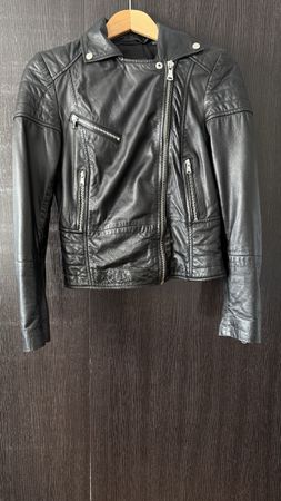 Barneys Lederjacke