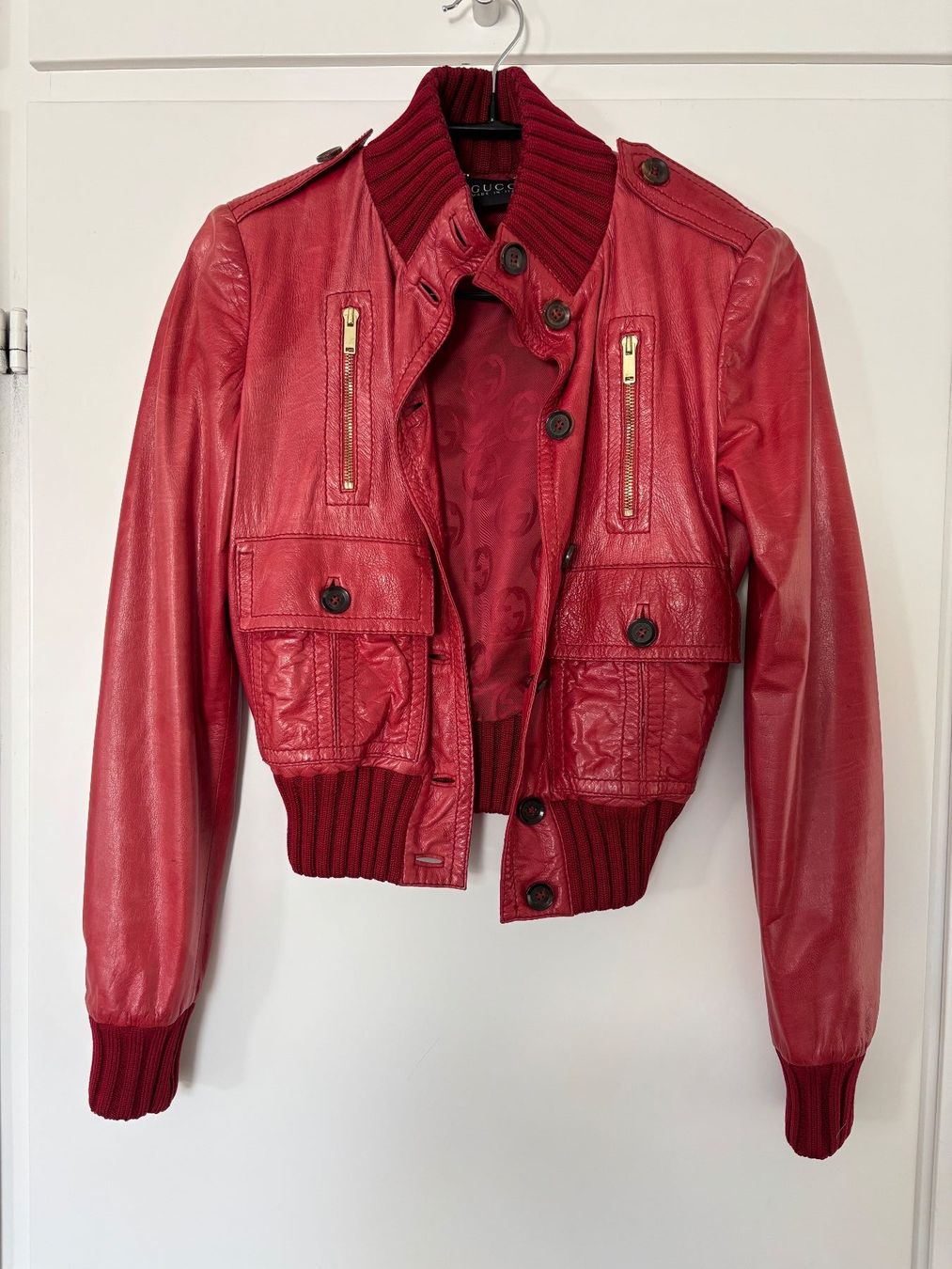 Gucci Giacche: Gucci Ledejacke /Bomberjacke rot  34 – Usato da Herrliberg venduto da mayfi