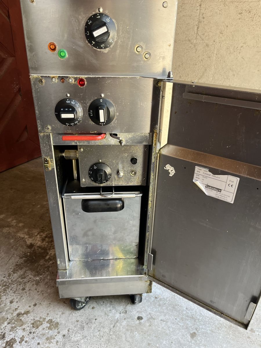 Elettrodomestici da cucina: Valentine Gastro Standfritteuse – Usato da Flaach venduto da Auto6011 2