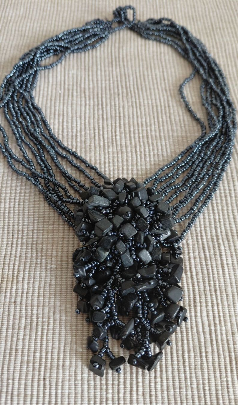 Minéraux & Lithothérapie: Vintage Halsband mit Onyx & Kyanite Stein – Neuf (Voir description) à Horgen par zur_jq85 7