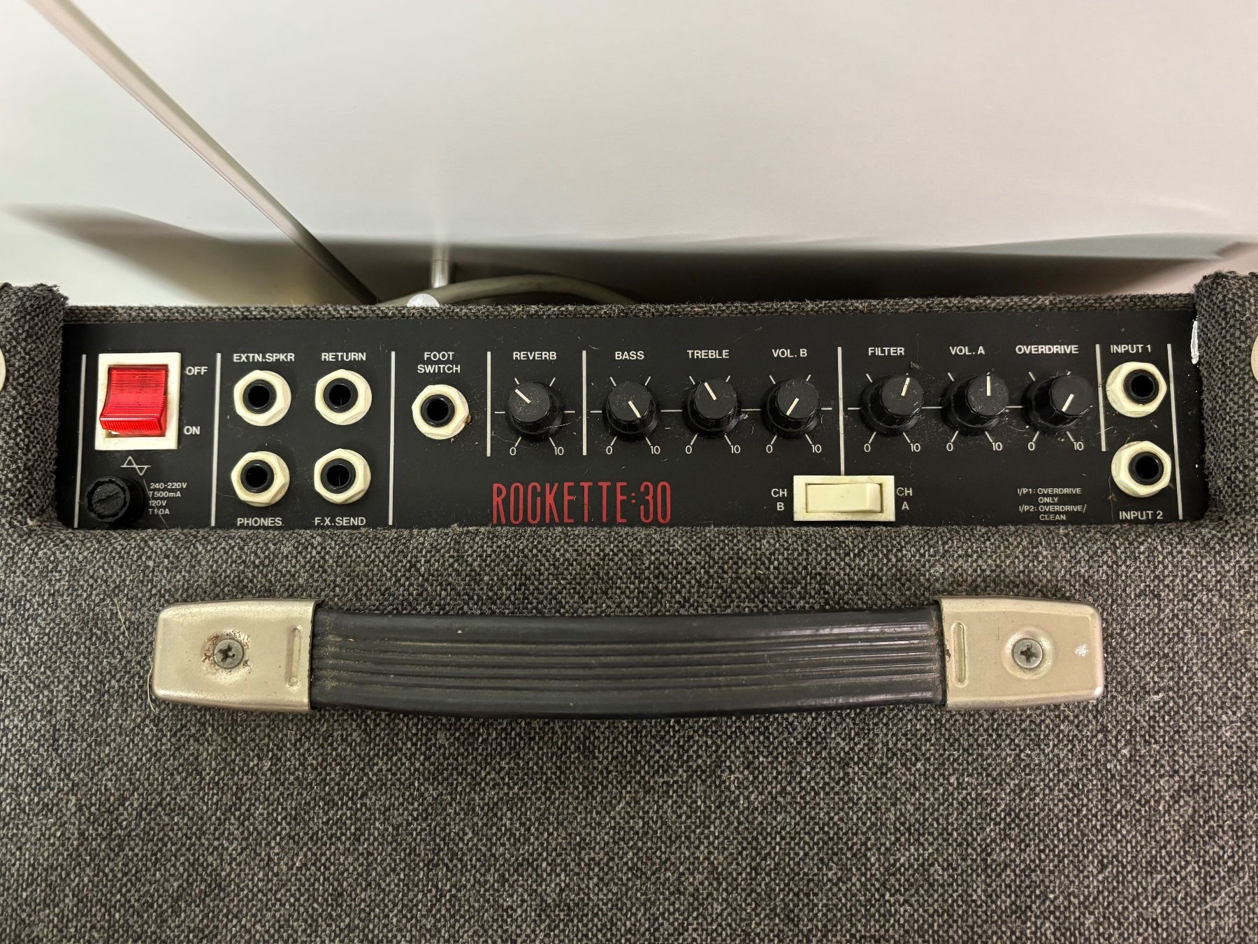 Amplificatori: Session Rockette 30 Gitarrenverstärker – Usato da Therwil venduto da f5mj8 1