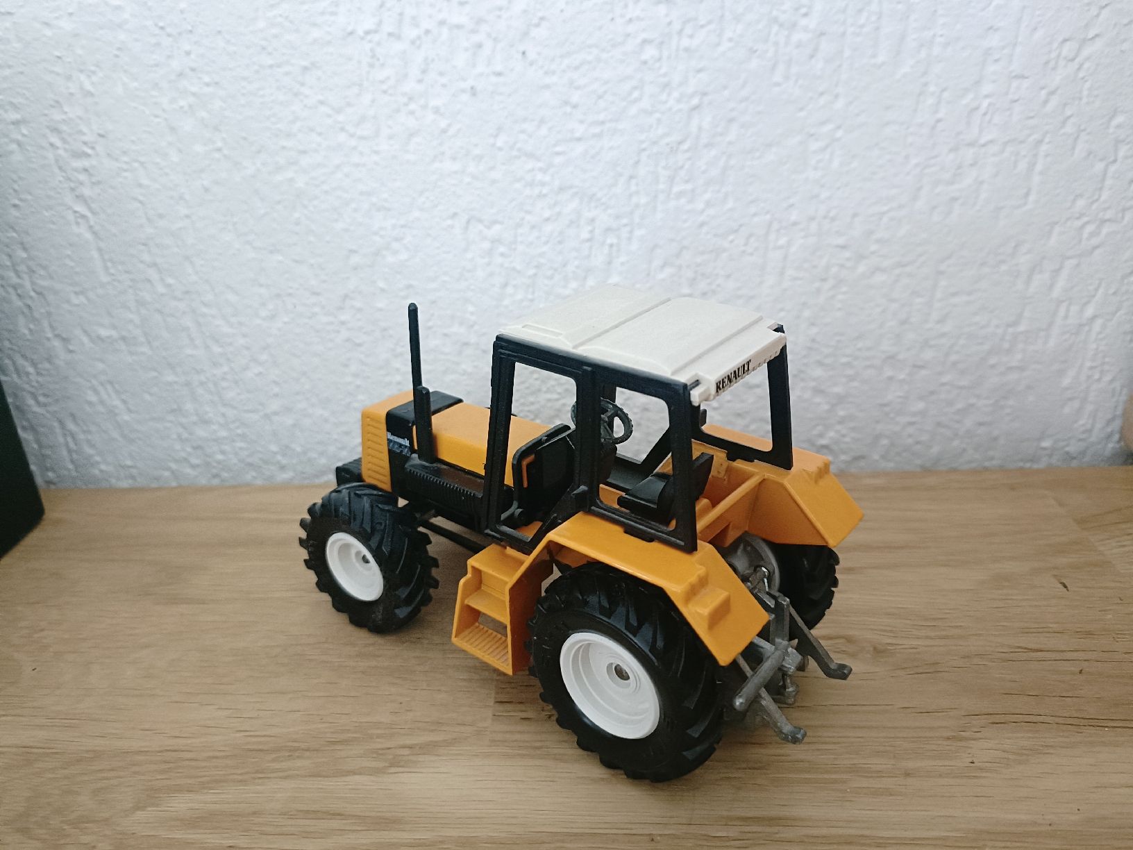 Siku Kit di modellismo & Modellini statici: Siku Traktor Renault 95-30 Turbo 1:32 – Usato da Grindel venduto da Forester88 1