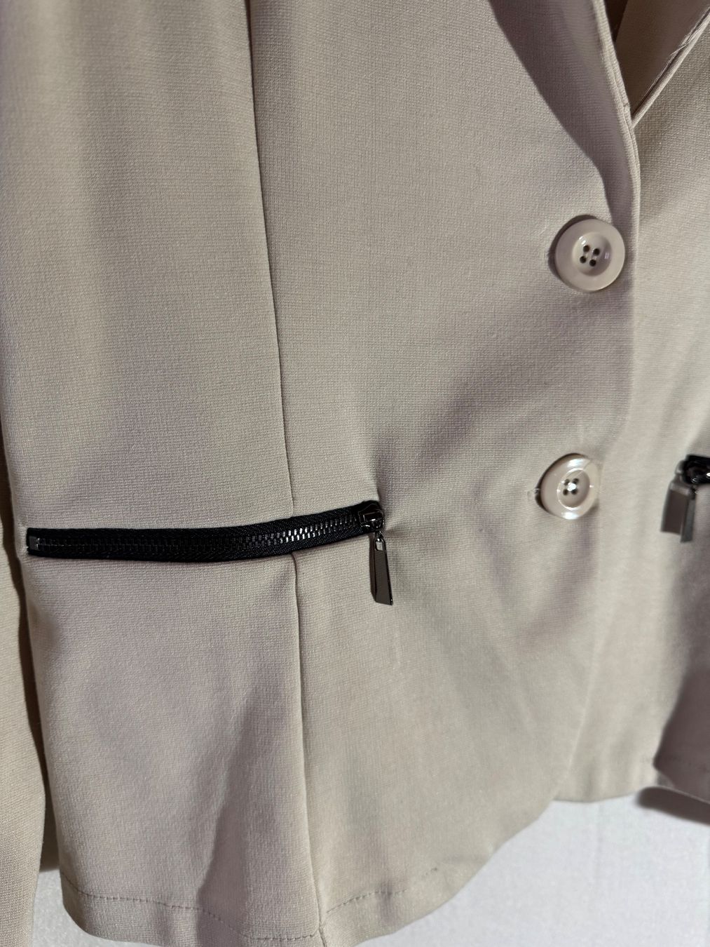 Giacche: cremefarbener Blazer, Jacke Gr. L – Usato da Grosswangen venduto da second_hand_dress 1