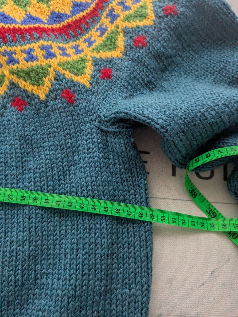 Maglioni & Felpe: Strickpullover bunt mit Muster blau S , Top Zustand  – Usato da Rorschach venduto da olg_5qq2 2