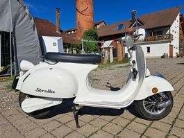 Fauro Strella Vespa E-Roller E-Scooter Kleinmotorrad 45km/h