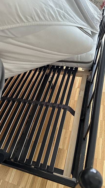 Pfister Letti: Lit 160x200 fer forgé complet – Usato da Nyon venduto da Ungaru 2