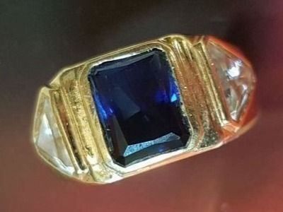 Anelli: Ring in Gelbgold mit Kristall – Nuovo (secondo la descrizione) da Unterägeri venduto da Altgoldschmuck 2