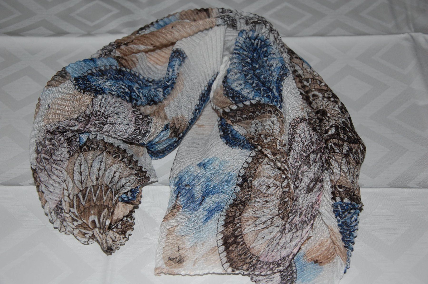 Foulard & Sciarpe: feiner Schal/Tuch – Usato da Langenthal venduto da blueskye01 5