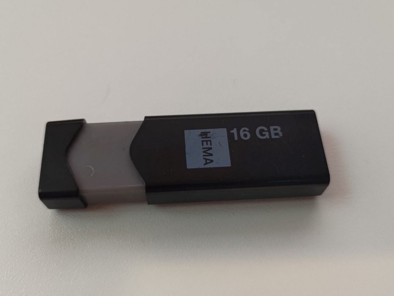 USB Sticks: USB-Stick 16GB 3.0 – Gebraucht aus Liestal von Kratzilla 1