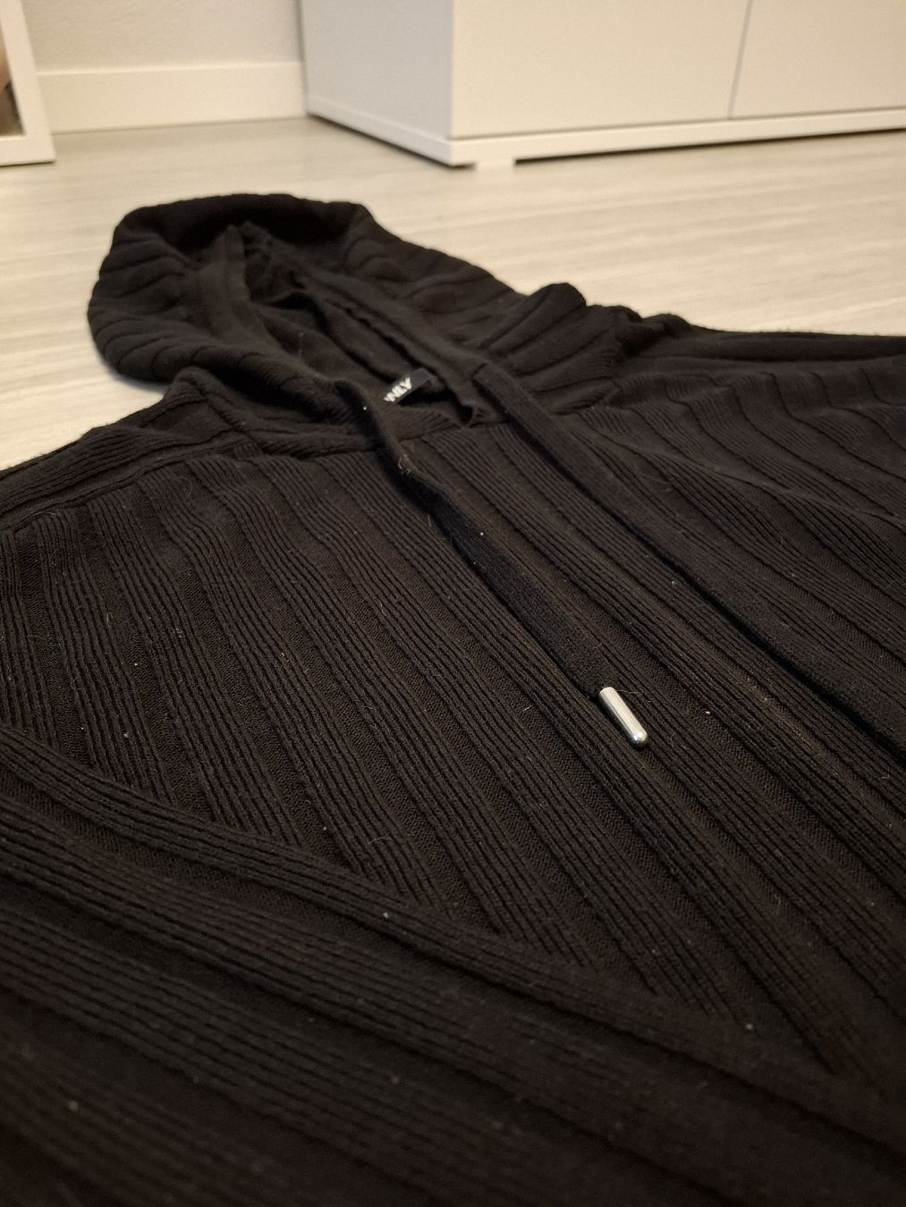 Only Pulls & Sweat-shirts: pull noir – D'occasion à Ecublens FR par ame_y8tq 2