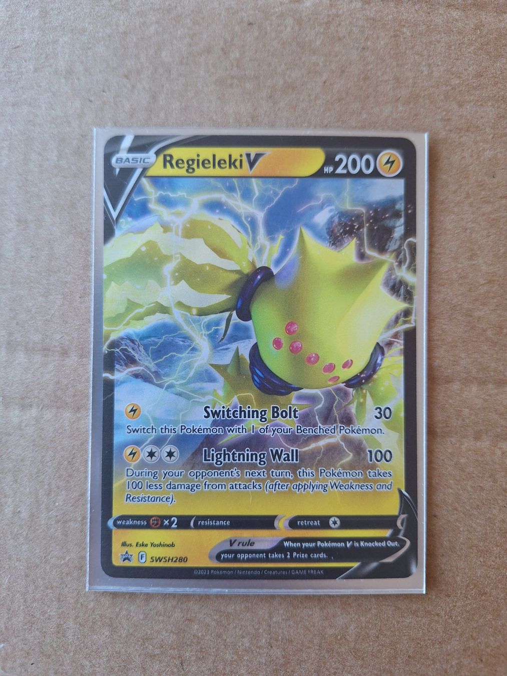 Pokémon Carte collezionabili: Regieleki V - Promo – Usato da Altstätten SG venduto da GGsGameshop